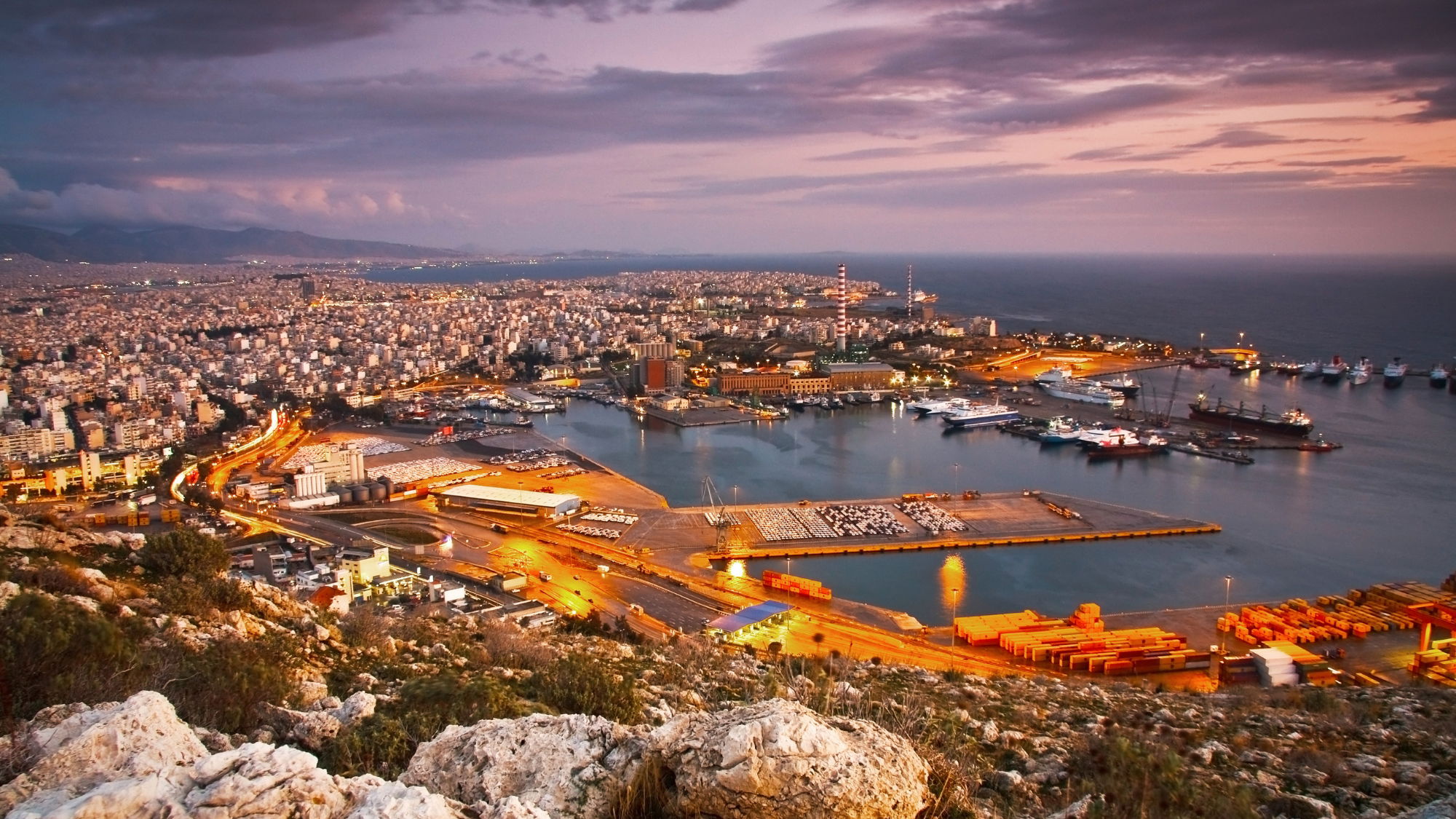 Piraeus port